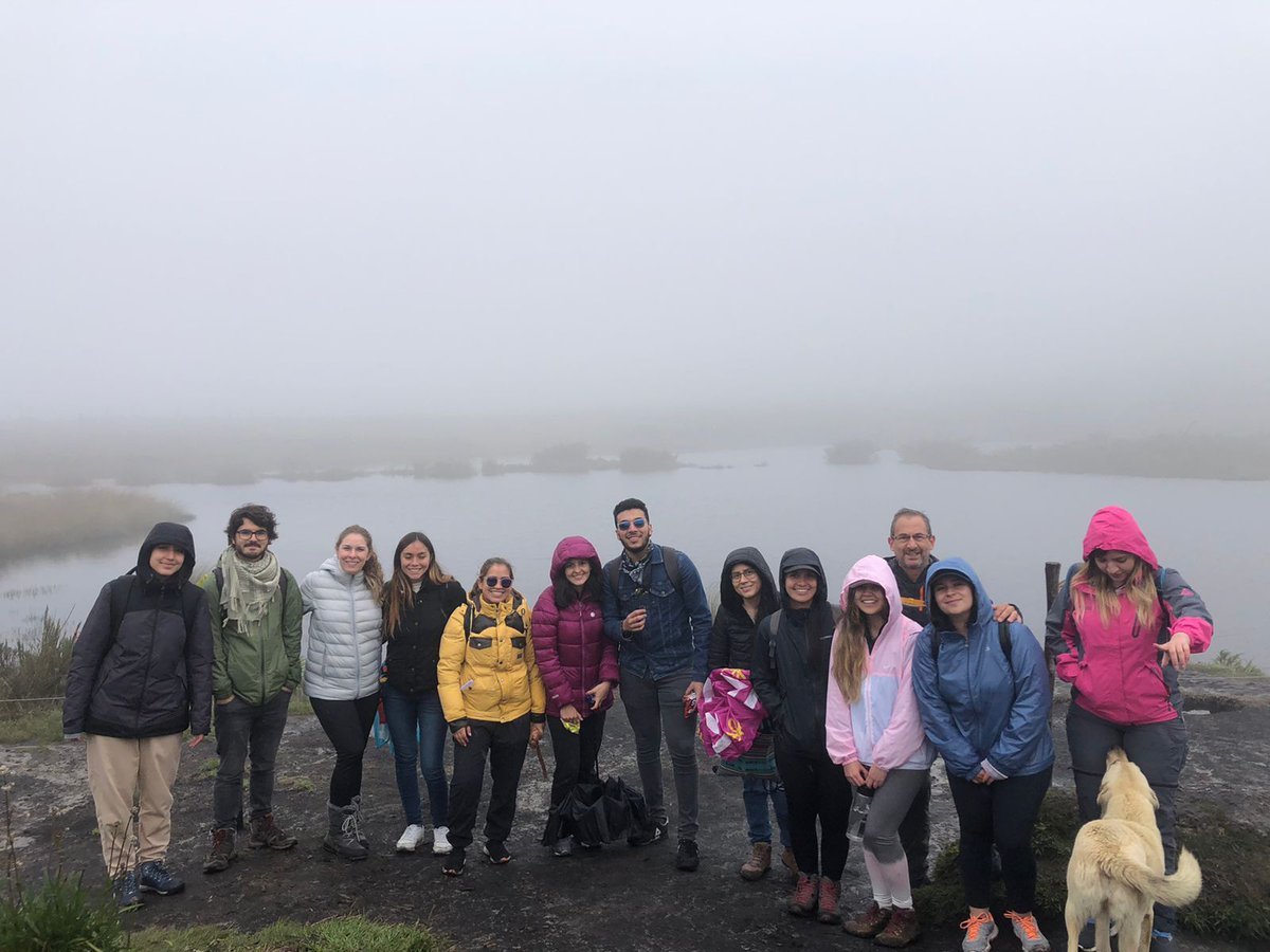 UniandesIBIO's tweet image. Diseño Inspirado en la naturaleza 🌿🥼

Así fueron los momentos que vivieron los participantes del curso de verano, quienes trabajaron durante tres semanas, con herramientas fundamentales del biomimetismo 
#escuelainternacionaldeverano #nature #biodiseño #biodesign