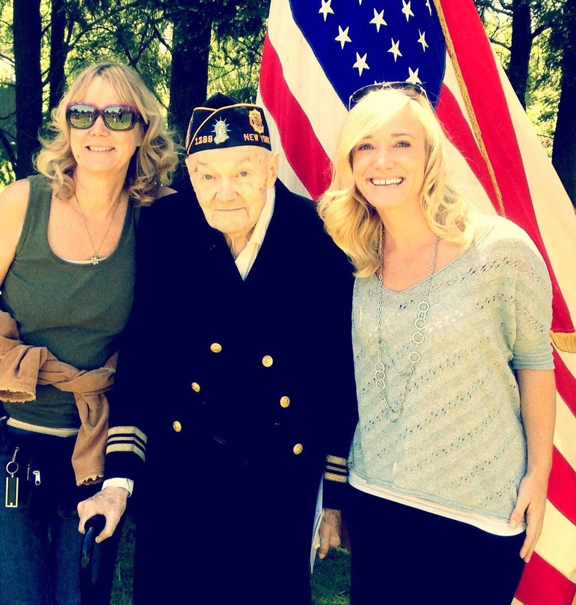 Jeanne Gormick Marriage Dot Connector tweet media