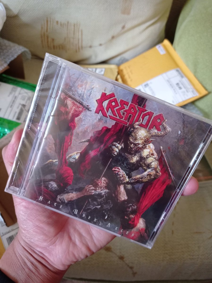 Por fin llegó 🤘😲🤘#kreator #hateüberalles 
#newarrival @kreator