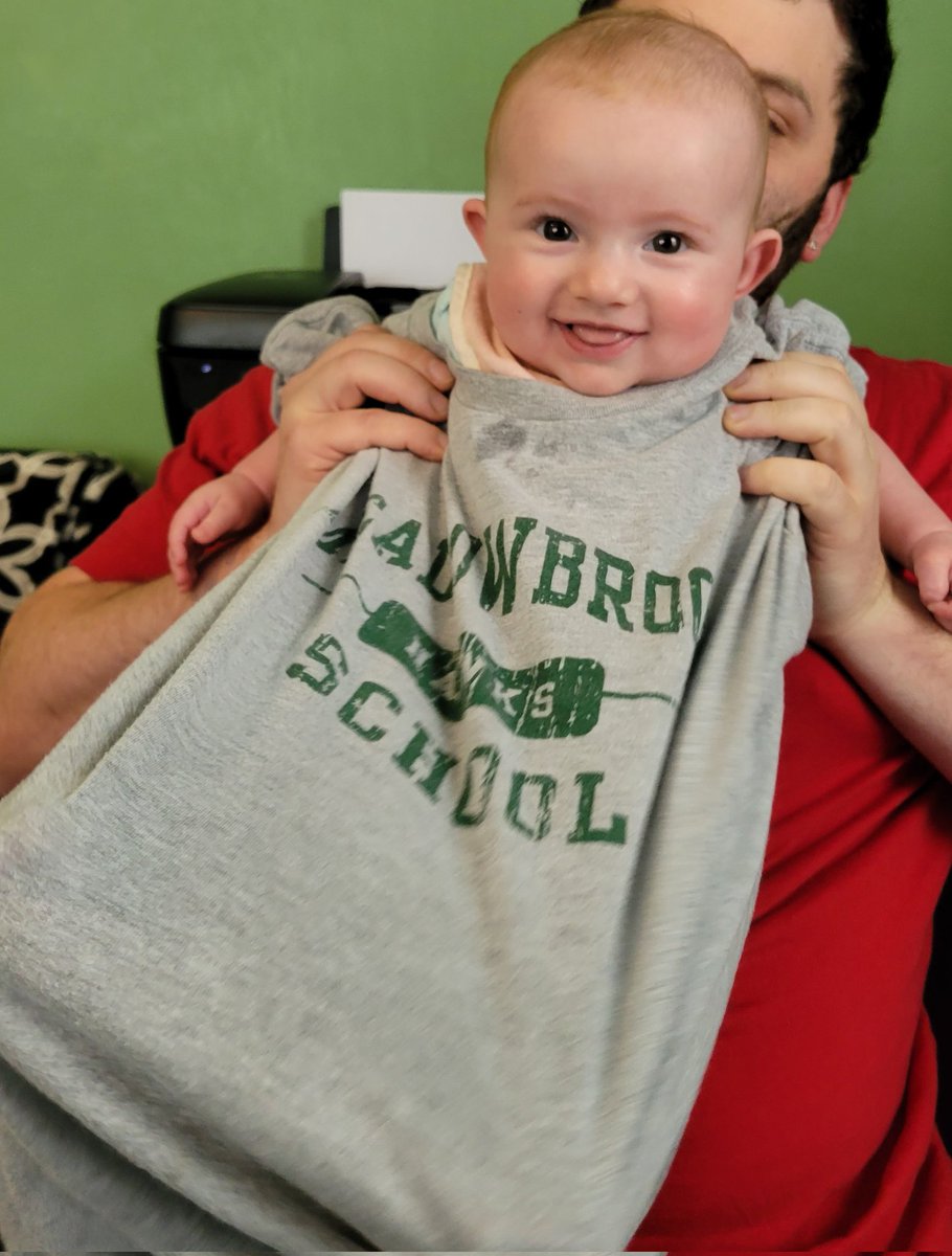 Starting off her CS learning early 😄 enjoying today's workshops with Nana <a href="/CSTANewJersey/">CSTANJ</a> #njcspdweek