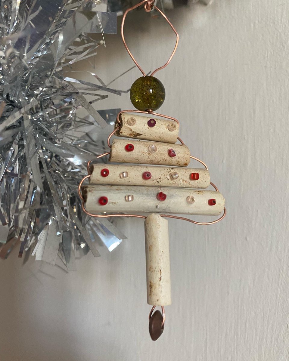 It’s beginning to look a bit like Christmas 🎄 

I know it’s August, but coming up with some pretty pieces for the best time of the year ❤️

If you want to get organised, than head to my Etsy shop - Sammy T Finds ❤️