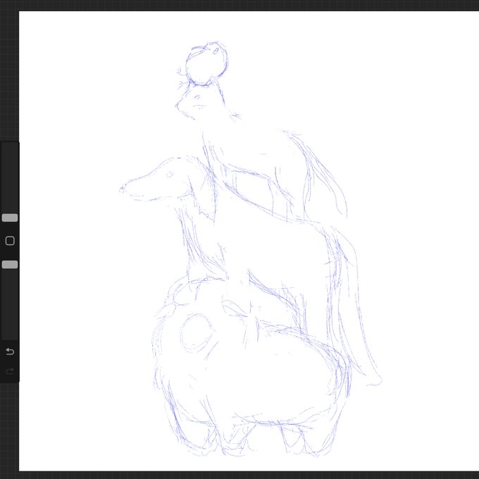 今日の一発目のネタ描いてます。 