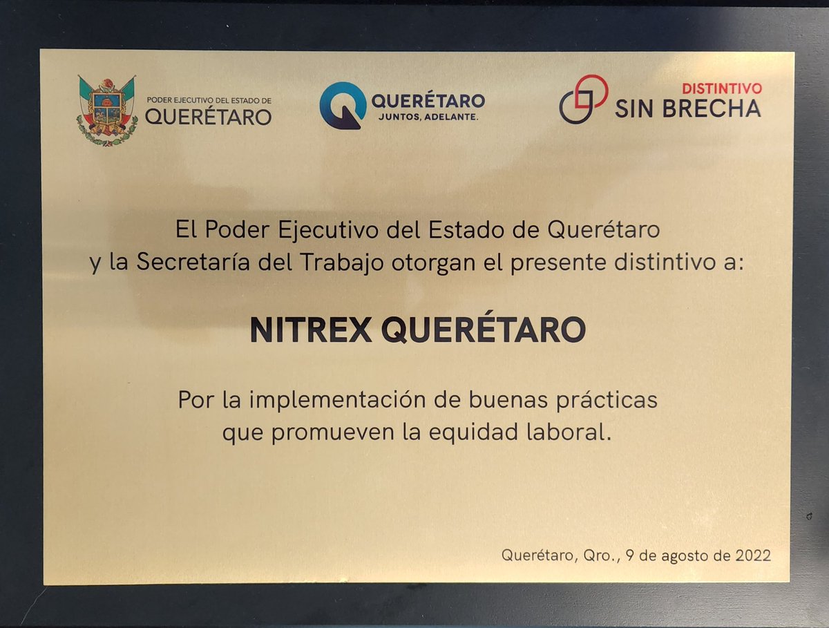 carlosllerena's tweet photo. Esta mañana #Nitrex, recibió el distintivo #SinBrechas, premio estatal a las #mejoresprácticas en RRHH de manos del Gobernador de Querétaro Mauricio Kuri acompañado de la Secretaria del Trabajo Liliana San Martin y del Presidente Municipal de Querétaro Luis Nava. Gracias a todos. https://t.co/fxC9NZMOq2