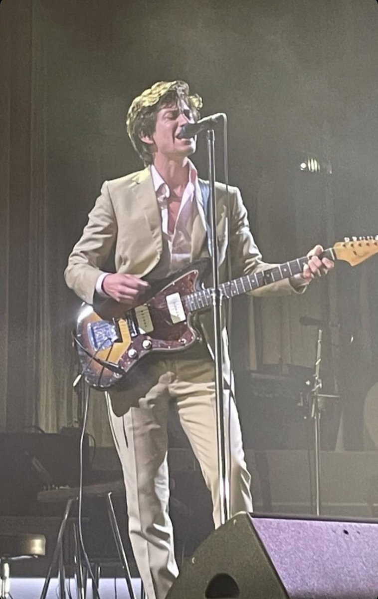 baatphone's tweet image. arctic monkeys is real again im so happy