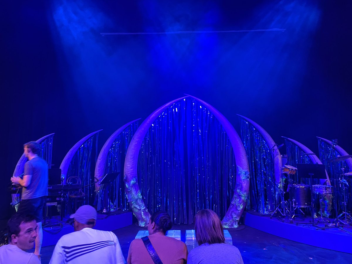 Was lucky enough to catch this awesome show today! <a href="/WeAreFatRascal/">Fat Rascal Theatre</a> <a href="/edfringe/">Edinburgh Festival Fringe</a> take a bow! Absolutely smashing show! All of you wow!! #unfortunatemusical <a href="/FollowTheCow/">Underbelly Edinburgh</a> A MUST SEE!! 🤩🎼🎭🥰xxx