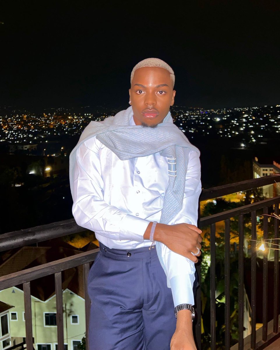 Enioluwa's tweet photo. Lagos Nights.✨🇳🇬 https://t.co/7NuQ2EMHql