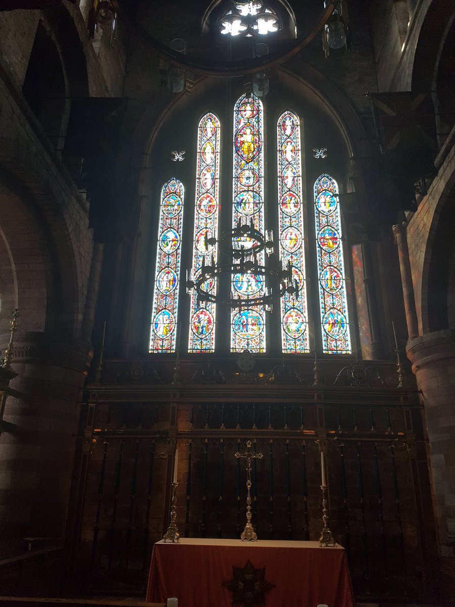 JMGSings's tweet photo. It was a joy to give a #Recital of #Quilter and #Elgar in the beautiful @CarlisleCath today. https://t.co/6o8aE2eCo3