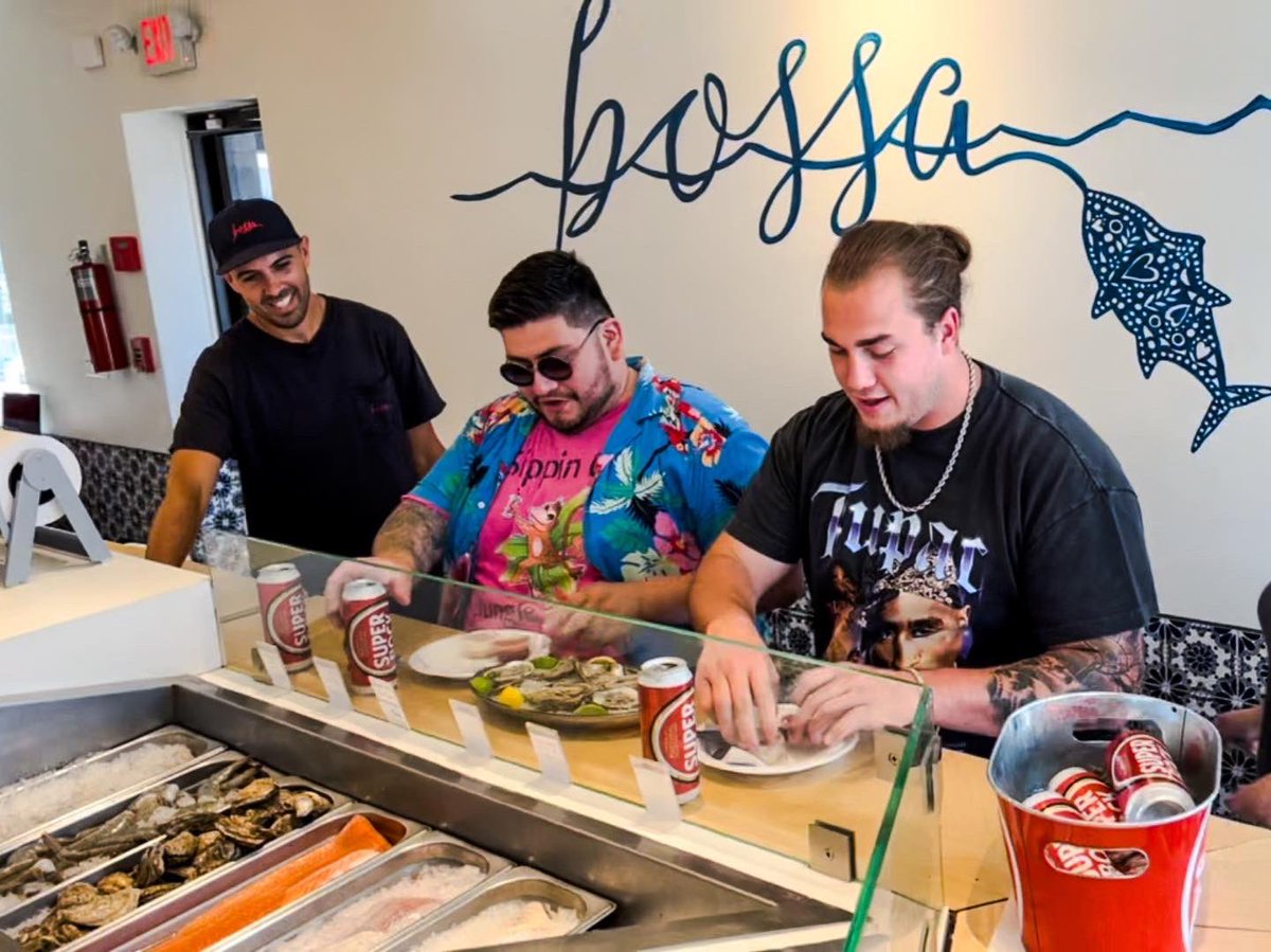 TobiasEats's tweet image. From Feasting at #BossaFish (Elizabeth,NJ) 🐟 to #SendingIt at the @Giants #TrainingCamp 🏈💙 @nickgates77 &amp;amp; I are pumped to start showing you guys some Clips of our new upcoming Foodie Adventure 🔥 Who’s Ready to #SendIt With Us!? 😎