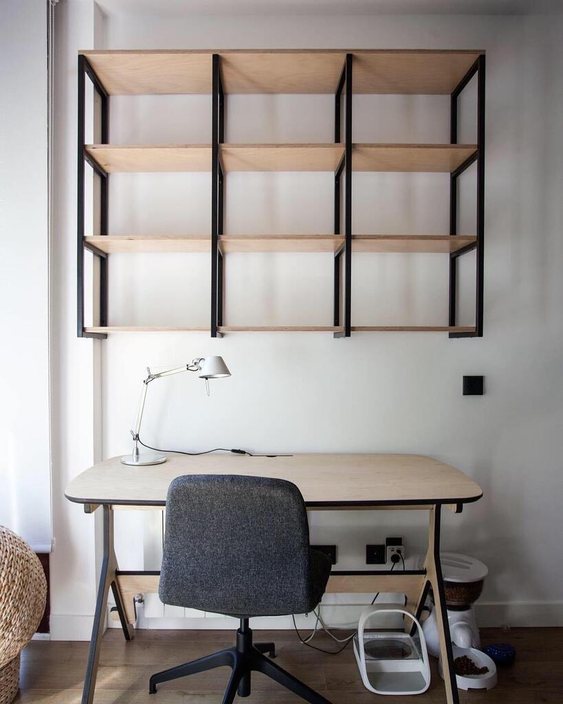 Estantería Underline para escritorio.

#estanteria #libreria #underline #libros #escritorio #madera #hierro #wood #iron #mueble #forniture #madrid #fabricadoenmadrid #amano #artesania #carpintero instagr.am/p/ChCTGm9OkYQ/