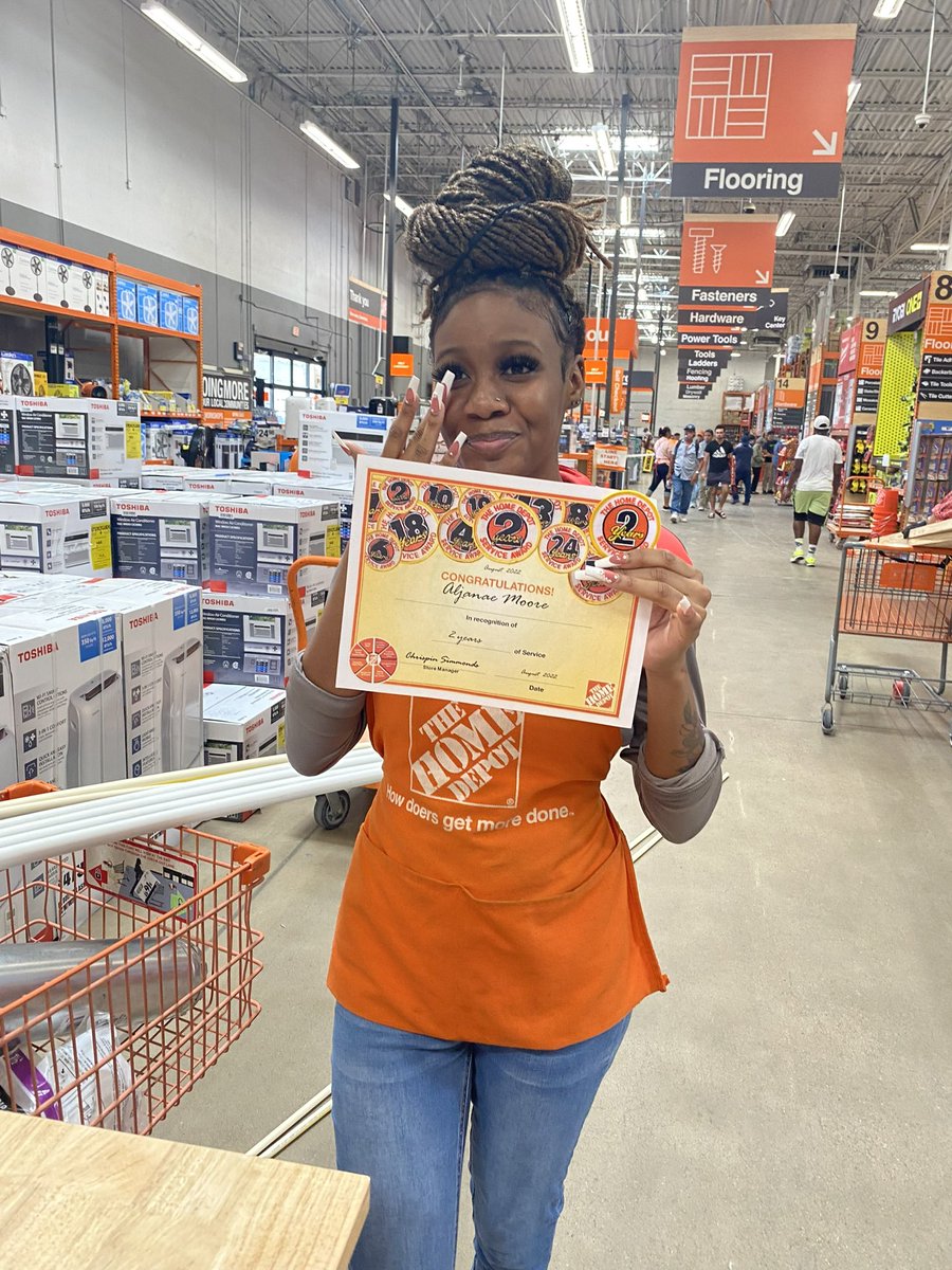 Home Depot 584 tweet media