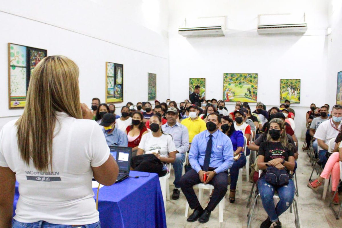 SucreGobierno's tweet photo. Desde las instalaciones del Museo "Gran Mariscal de Ayacucho", se lleva a cabo el Proceso de Formación y Créditos para Emprendedores a través del Banco de Venezuela.

@NicolasMaduro
@GPintoVzla
#LosQueremosDeVuelta https://t.co/mi8sBZqc72