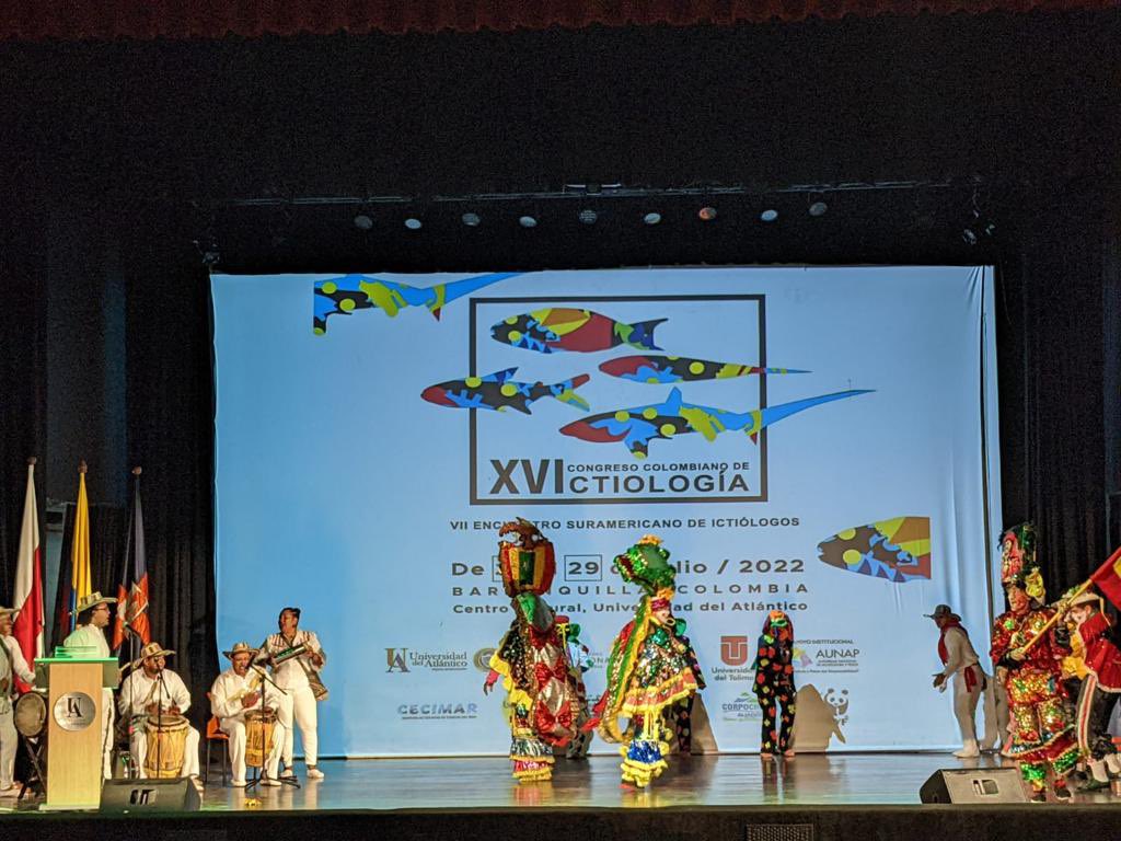 Participamos en el XVI Congreso de Ictiología 🐟🐠🐡 en Barranquilla 🇨🇴 👏<a href="/DanidoEsCa/">Daniel Escobar-Camacho</a> <a href="/KarlaBarragn19/">Karla Barragán</a> 👏 Conociendo mas sobre la dinámica de las comunidades de peces en los #RíoCube #Chocó y #RíoCuraray #Amazonía <a href="/aencalada1/">Andrea C. Encalada</a> 👏