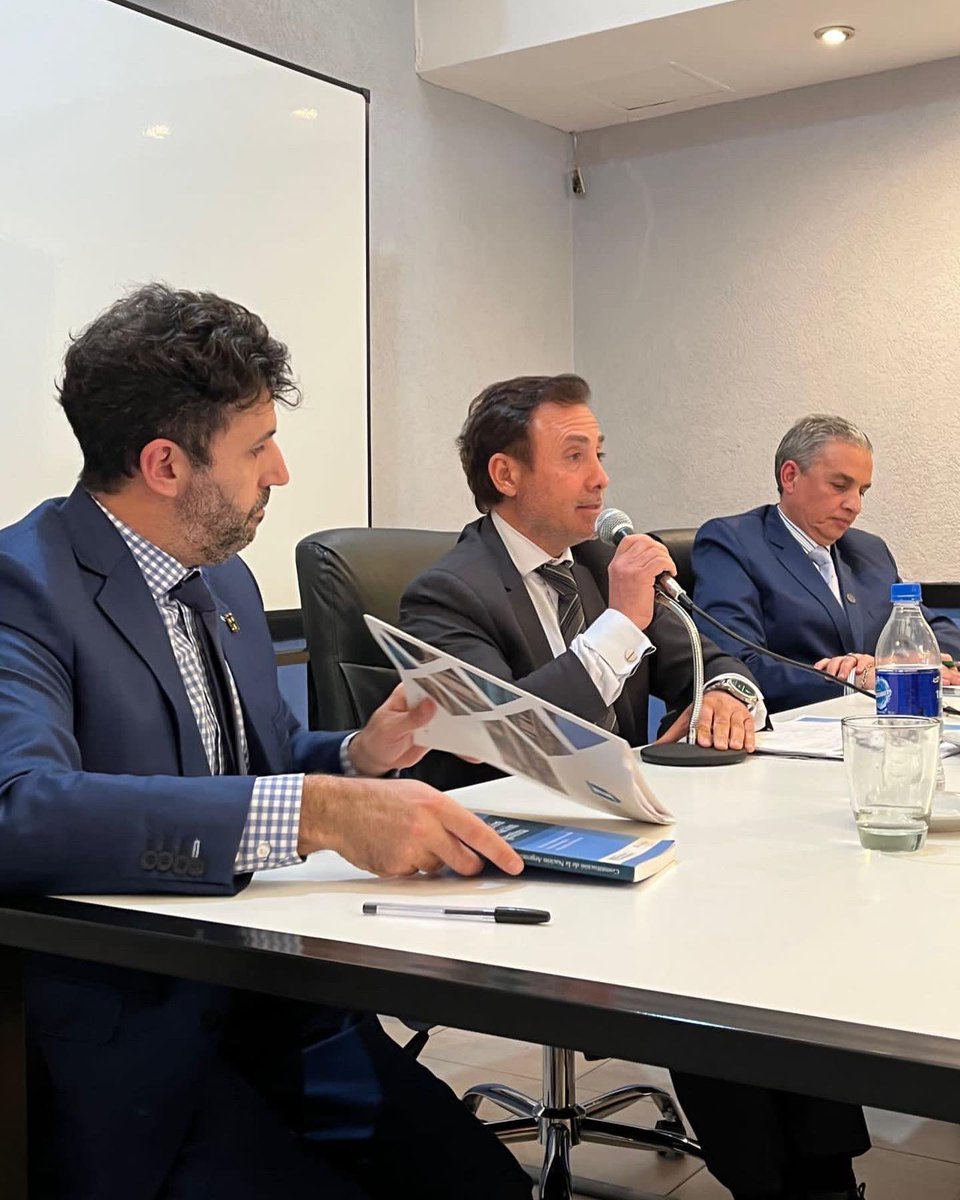 grupoaajc's tweet photo. Estimados miembros de la AAJC y la comunidad en general, a continuación les compartimos imágenes de la Jornada Académica “Amparo y Derecho a la Salud” organizado por la #AAJC y #UnaNuevaAbogacia, la cual tuvo lugar el día miércoles 3 de agosto del corriente. https://t.co/RfuFZ5hO7o