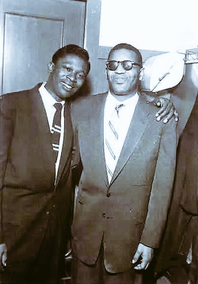 B.B. King and Ray Charles  🎶'Sinner's Prayer' #blues #piano #bluesmusic #bluesguitar youtu.be/0mRcPIIUinY
Photo by ©Ernest Withers, 1956