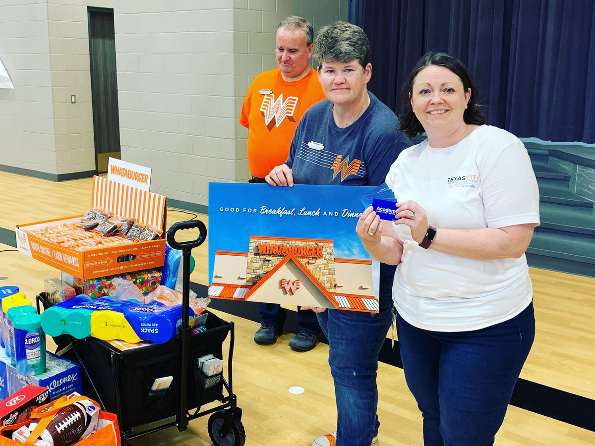 TexasCityISD's tweet photo. Hayley Elementary was one of 17 schools in the Houston area to receive a @Whataburger Back-to-School package. Representatives from Whataburger delivered the package to campus staff today. It included a $500 Whataburger gift card, $300 Academy gift card, &amp; much more. Thank you!! https://t.co/gzKSY3PkE4