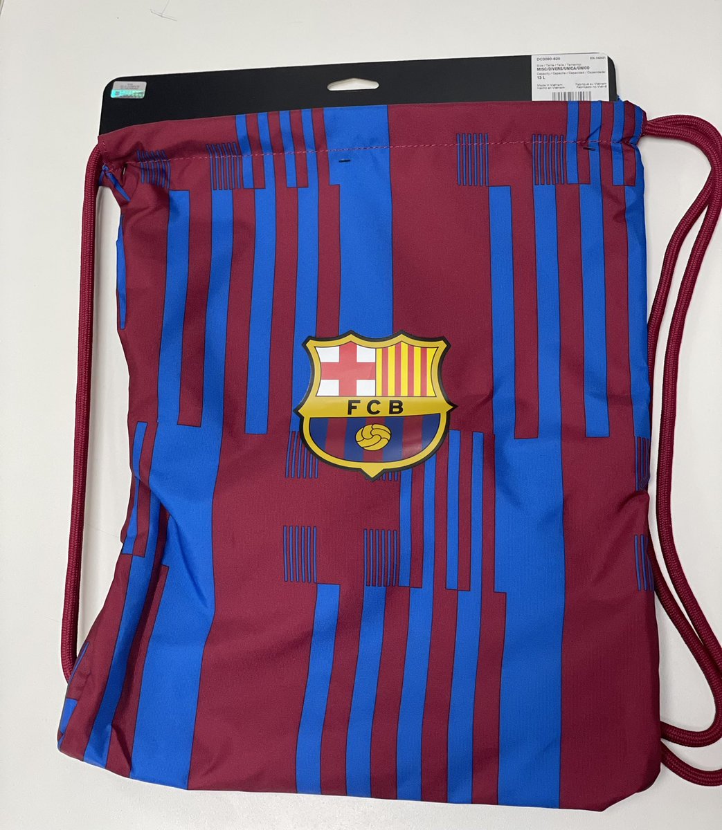 Sigue a @tdmas_cr y <a href="/tdmaxcr/">TDMAX</a>, dale RT y participa por este bolso oficial del Barcelona. Sorteo mañana
