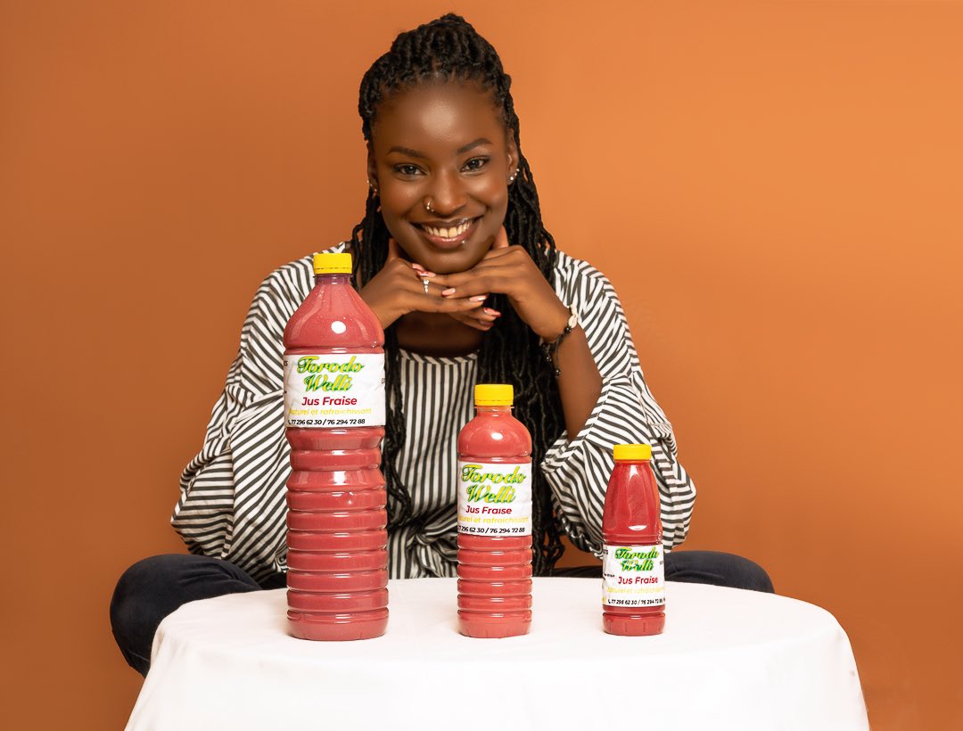 WelliTorodo's tweet photo. Gardez toujours le sourire avec @WelliTorodo votre jus naturel qui vous donne beaucoup de fraîcheur à tout instant 🖤 https://t.co/lQIJNd3BSy