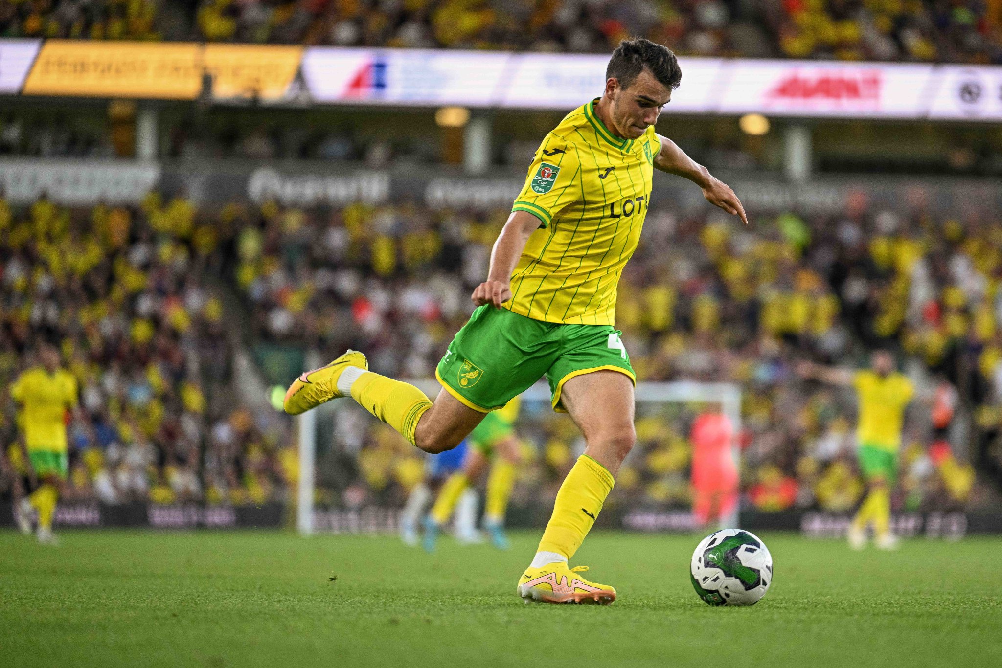 Norwich City FC on X: "Nearly spectacular from Sinani! Gibbs does well to  put Hugill through and it falls for Danel, who lobs the defenders and  Etheridge but sees the ball strike the bar. Solid work from Liam Gibbs so  far. #NCFC 2-1 #BCFC (59) Listen live: