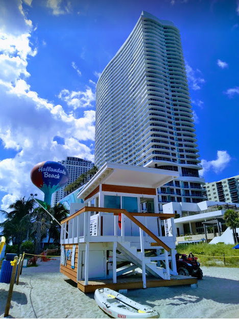 1 of 3 #Broward schools earning "F" fm state = in #HallandaleBeach, and #Hallandale HS remains chronically under-enrolled, on list of schools being considered for closure, yet HB City Comm. candidates continue long tradition of saying nothing serious re its #education crisis.😴