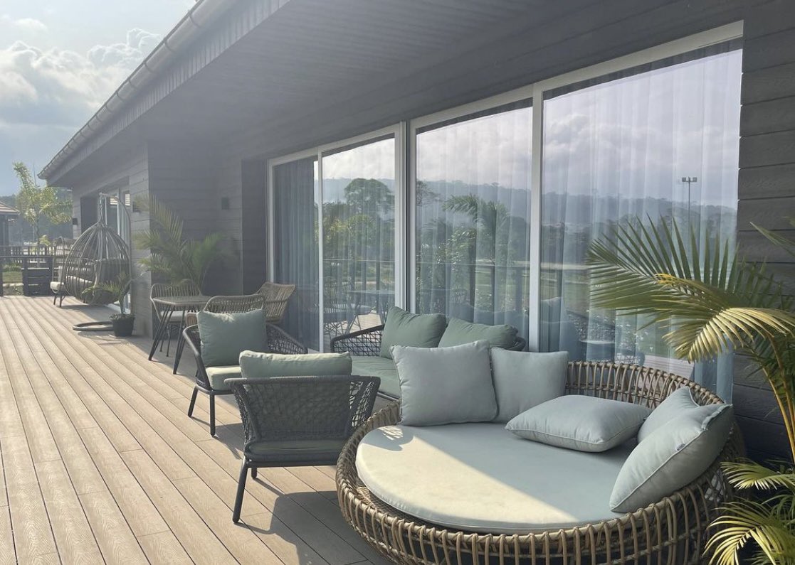 visitarGE's tweet photo. You’re right 100% @RumboMalabo. This destination wasn’t on our radar in 2016. El Retiro Hotel is a togo place + seems not far from #Malabo. | #resorts #EquatorialGuinea #relax #BiokoSur #GuineaEcuatorial #visitarGE #spas #VisitAfrica - Photos via El Retiro Hotel (Instagram) https://t.co/e4vXl99gK7