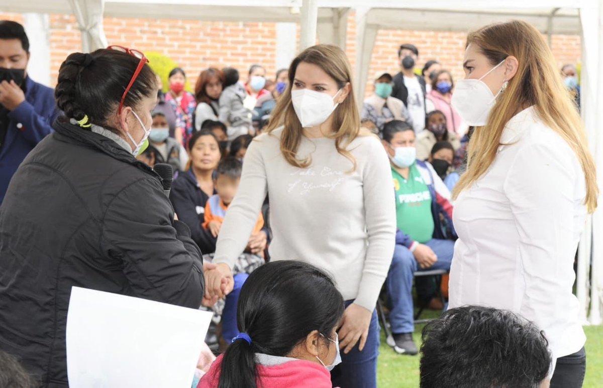 Anaamunizneyra's tweet photo. Un gusto recibir en #SanMateoAtenco a nuestra diputada @LauraBarreraF; seguimos haciendo equipo en beneficio de las madres con hijos con discapacidad y grupos vulnerables. 

Siempre es grato saludar a mi amigo Dip. @AlfredoQuirozF.

Por las familias atenquenses, #UnidosSí. https://t.co/aAgGv66SQP