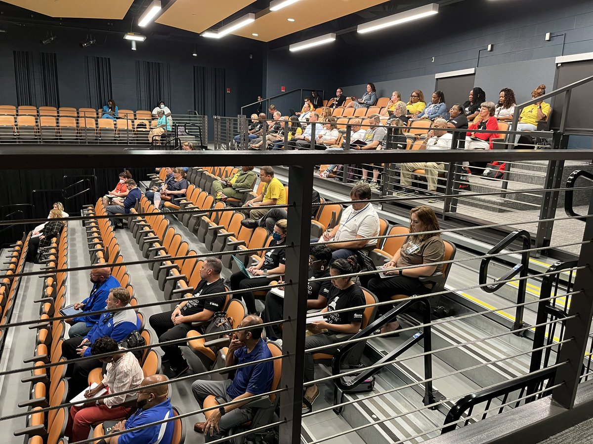 LisaGWalk's tweet photo. Safe and Defend/Standard Response Protocol training for @kckschools district admin @GloriaWillisMS auditorium! GR8 job Chief Nicholson & team! #kckpsredefined https://t.co/A8BUDXoBea