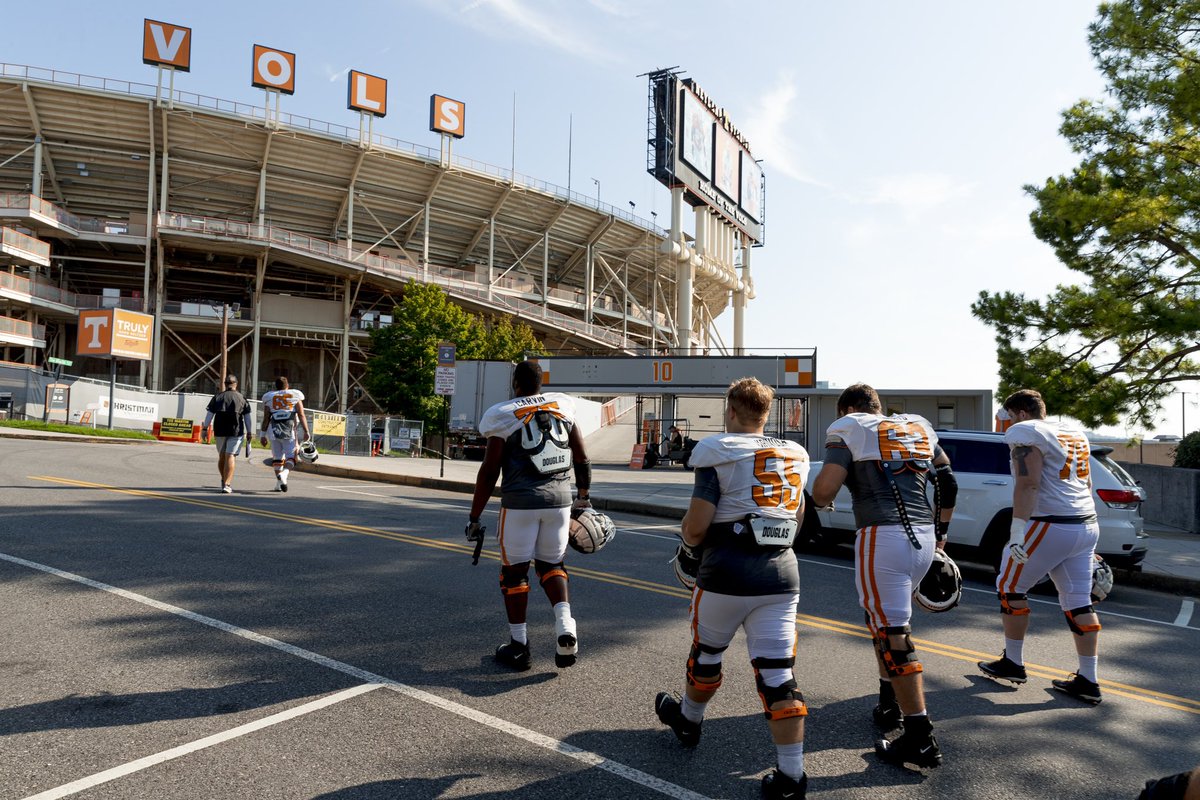 Vol_Football's tweet photo. 😍 https://t.co/UZ1fT1bawK
