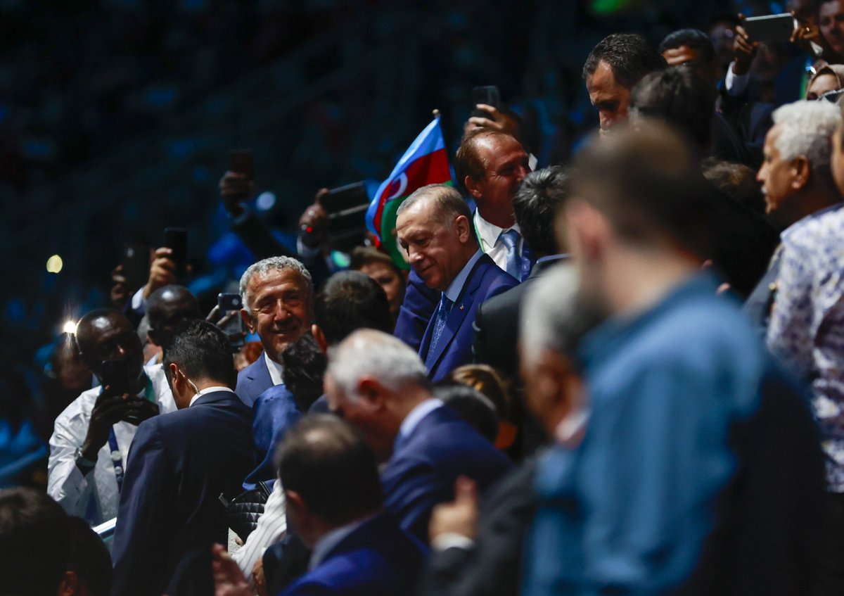 Cumhurbaşkanı <a href="/RTErdogan/">Recep Tayyip Erdoğan</a>, Konya Büyükşehir Belediyesi Stadyumu'nda 5. İslami Dayanışma Oyunları Açılış Töreni'ne katılıyor.

#Konya2021