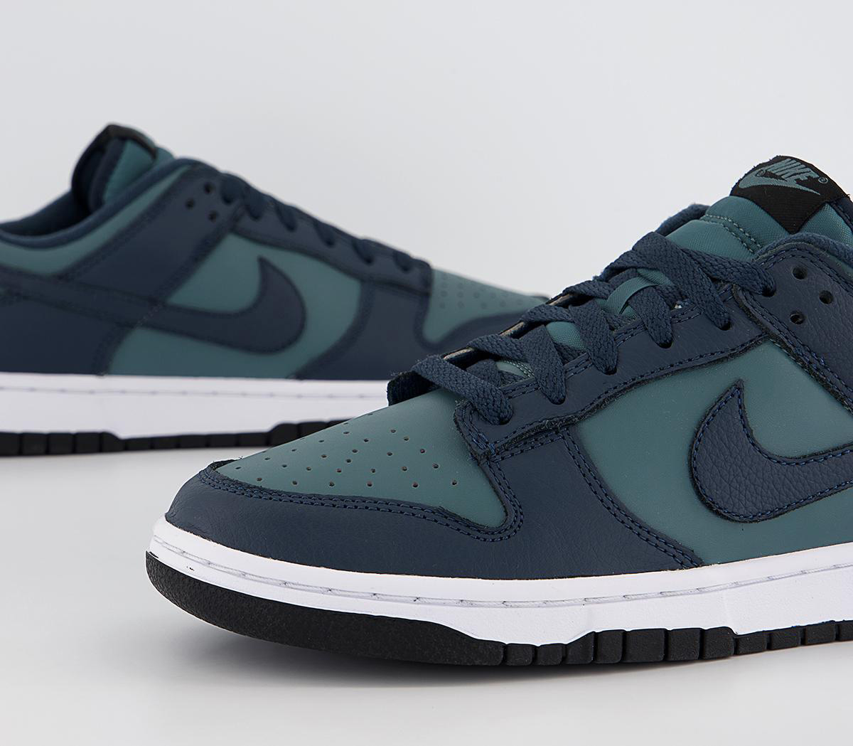 houseofheat's tweet photo. Y'all feeling the "Teal" Nike Dunk Low?  🌊

MORE HERE: https://t.co/ml2qzVVTAT https://t.co/AVJfiEPoYF