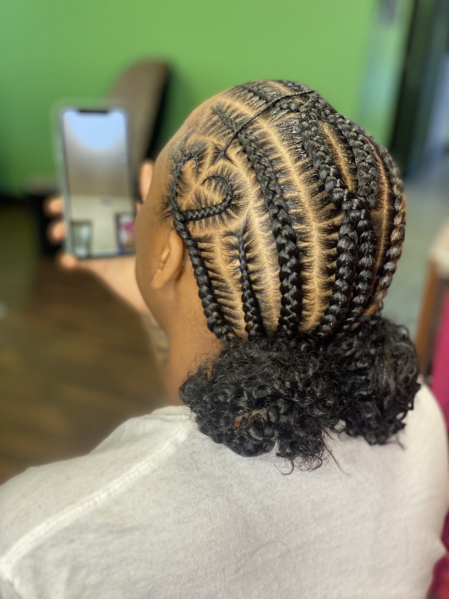 teet_longs's tweet image. A braided thread 
#fulanibraids #Fulani #mediumknotless #mediumknotlessbraids #feedinbraids #Feedins #braidstyles #braids #memphishairstylist #memphisbraider #oxfordbraider #mississippibraider #atlantabraider #memphisbraids#lemonadebraids #atlanta #braider