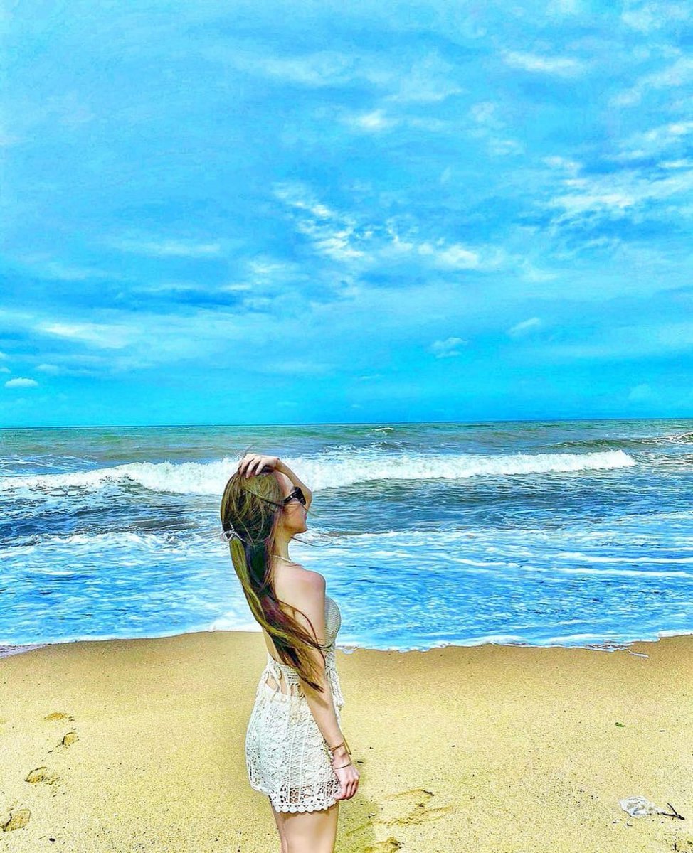 josy8090's tweet photo. There was a time when the sea and the waves fell in love. The sea is said to be the "first love" of the waves. Waves lapping and hugging the hot midday sand. The abundant sea sings a love song https://t.co/VbjzzeT3C5
