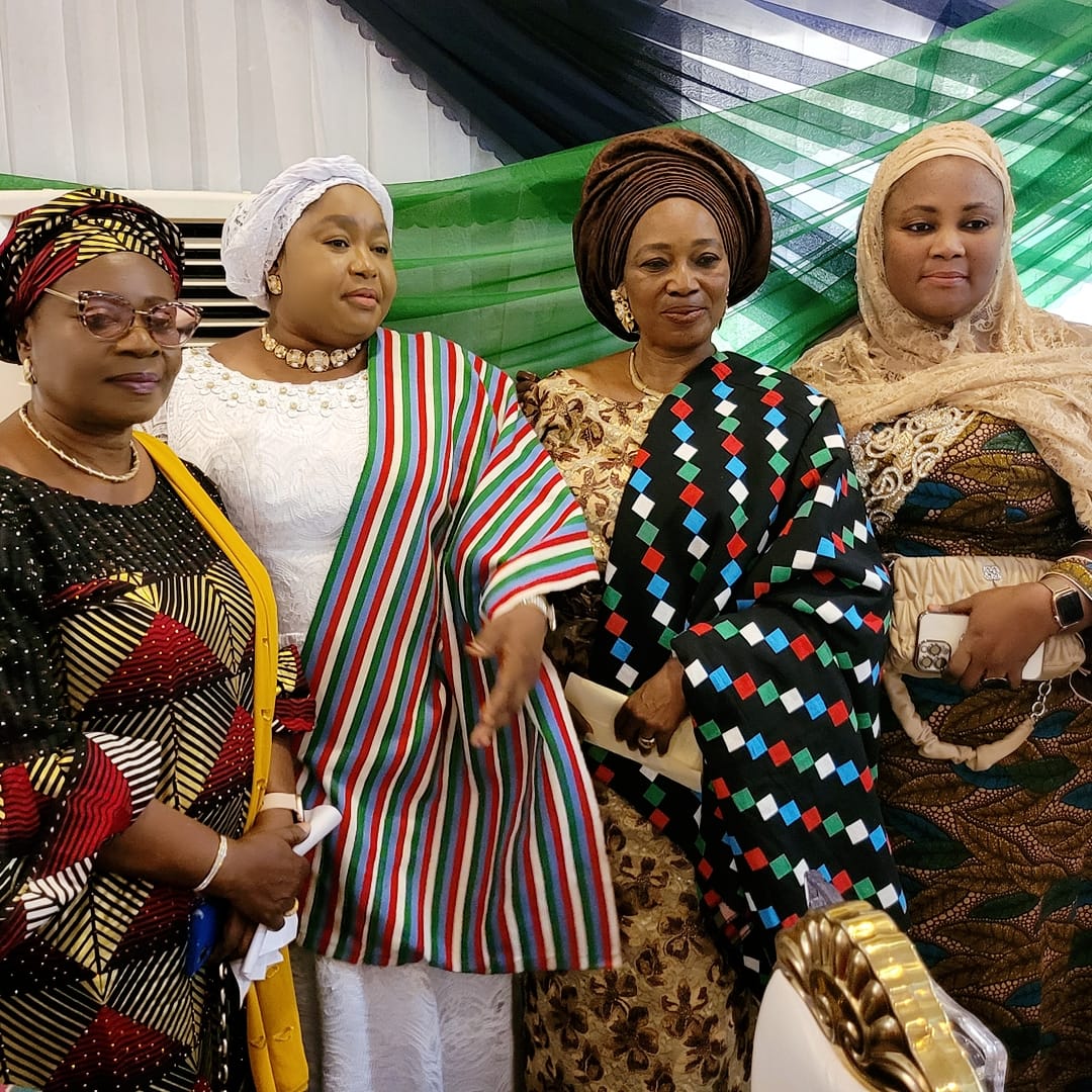 IbrahimEnemi's tweet photo. 2023: APC National Women Leader @edu_betta Dr. Betta Edu sends four (4) Women delegation to attend 2022 World Indigenous day in Abuja.
@edu_betta @betta_followers @womenleaderapc https://t.co/YejZctg1b7