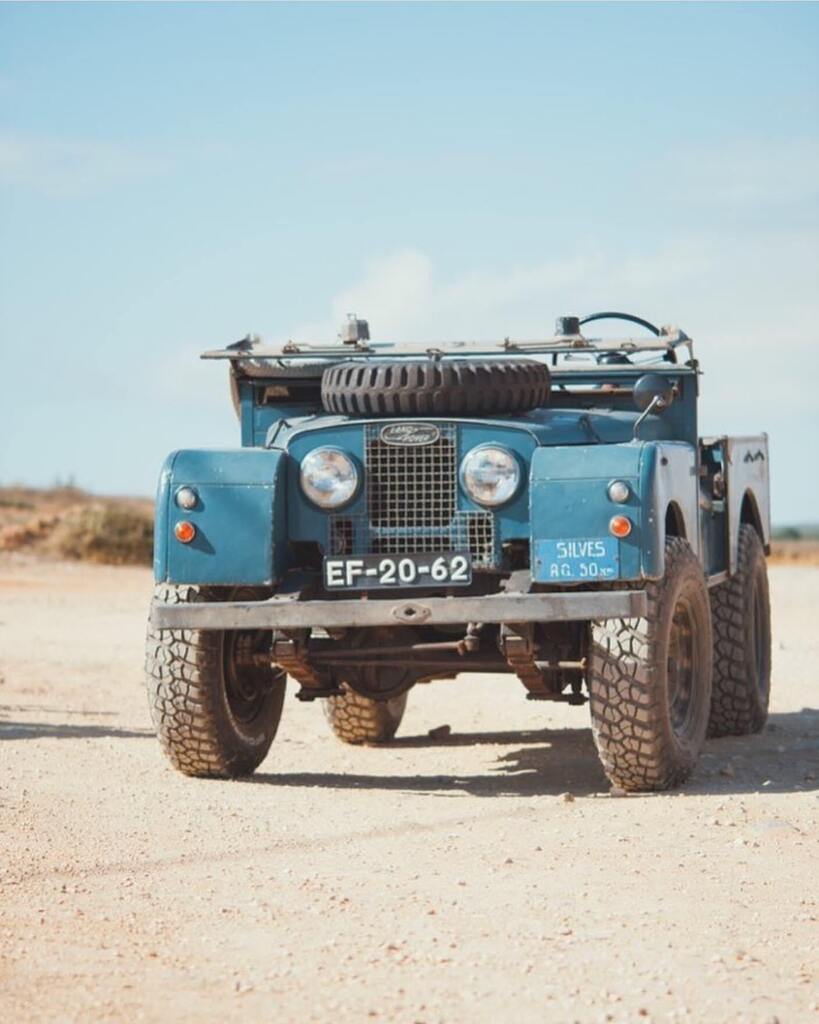 Feeling a little blue

From @coolnvintage 

#forgeoverland #adventurer #landrover #rover #series #landroverseries #series2a #landroverseries2 #offroad #vintage #vintagetrucks #overland #overlanding #overlander instagr.am/p/ChDUbujO09Z/