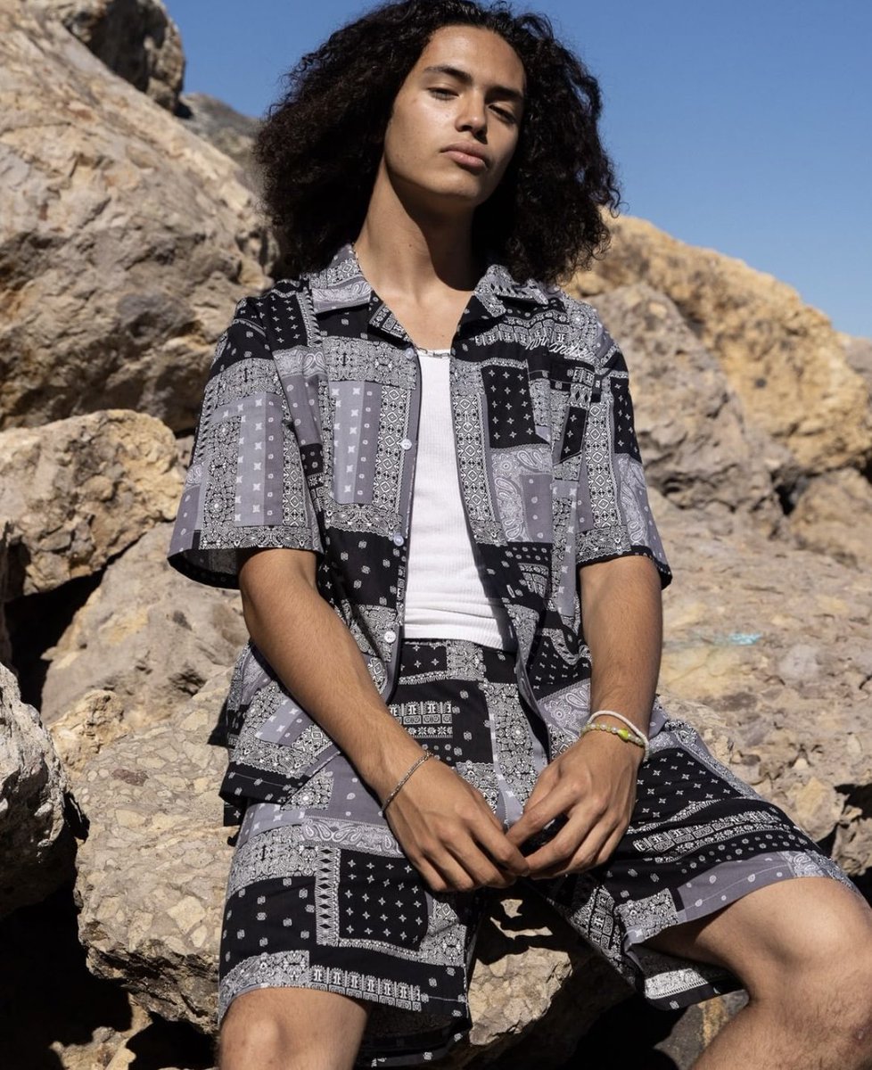 WINDANDSEA_PLUS's tweet photo. wds_(Paisley-pattern) 6panel Cap
wds_(Paisley-pattern) S/S Shirt
wds_(Paisley-pattern) Easy Shorts

2022年8月13日(土) 販売
⁡
#windandsea #ウィンダンシー #ペイズリー #バンダナ https://t.co/bg6uLvJce7