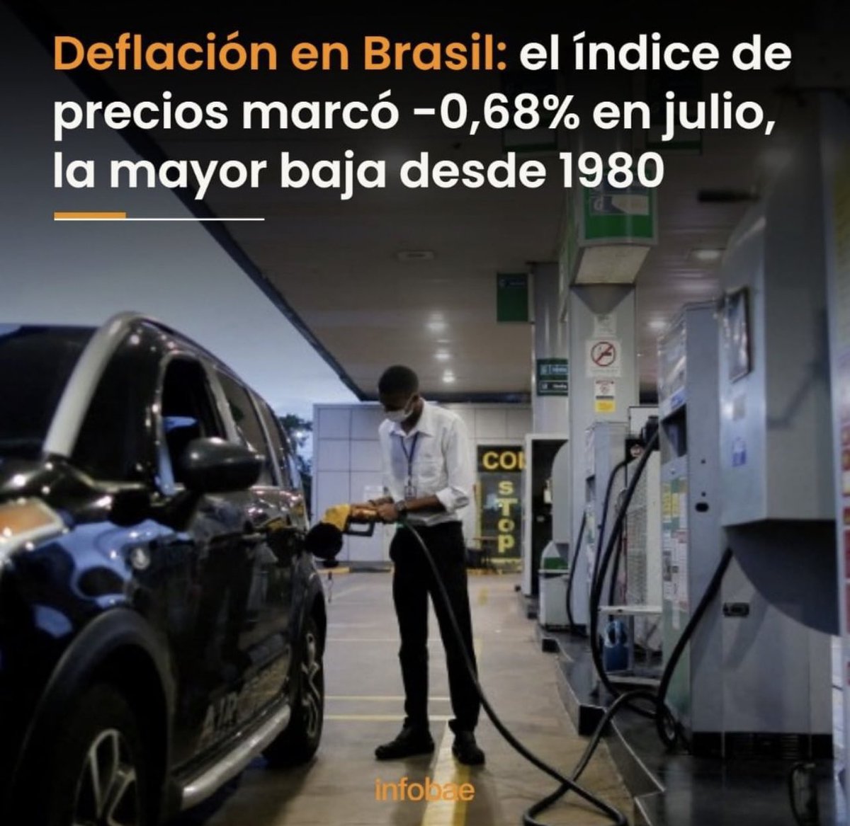 Y los efectos de la pandemia? 
Y la invasión a Ucrania? 
Y el ruso que estornuda?
Ah no, claro…Frente al aumento de precios de los combustibles y de la energía ¿Qué hizo Bolsonaro?
BAJÓ LOS IMPUESTOS!
Estúpido y sensual liberalismo…