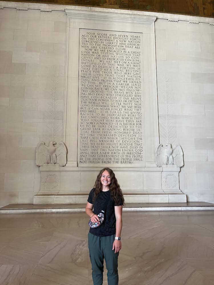 WestridgeSM's tweet photo. “What did I do this summer?”
1) Ms. Hawkins visited Washington D.C.
2) Mrs. Hardman visited Mt. Rushmore!
3) Mrs. Mickelson went hiking! 
4) Mrs. Stocking visited Mr. Trash Wheel in Baltimore! https://t.co/pParBeyf6E