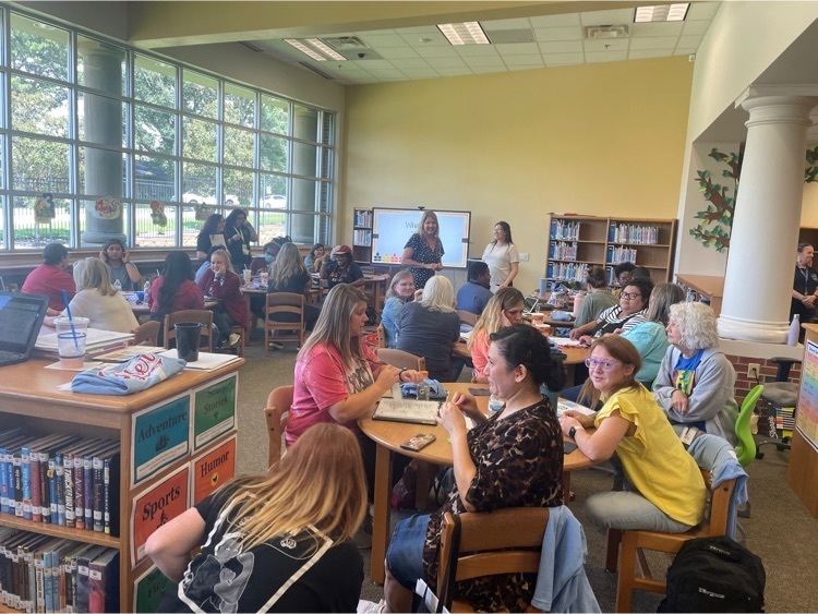 ClarkstonTISD's tweet photo. We’ve had a great past two days of learning with our fabulous educators!  Prepping for the best year yet in Cougar Nation! 🐾 https://t.co/h0pOtBH7PE