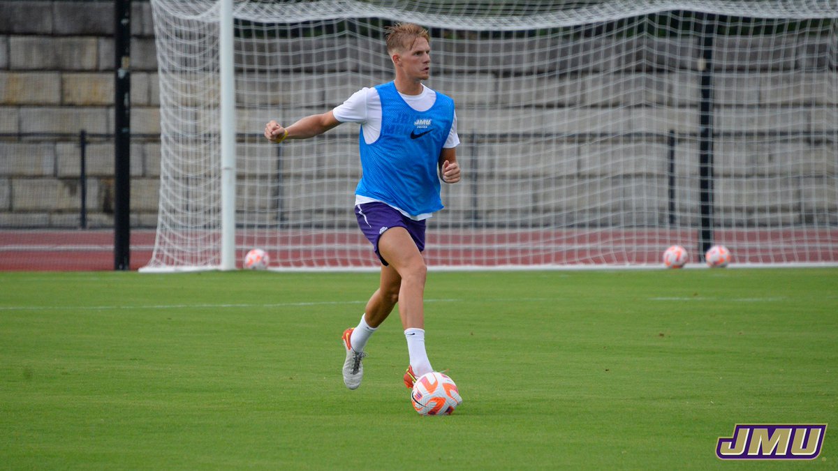 JMUMSoccer's tweet photo. A little bit of ⛈ couldn't stop us from getting back out last night.

On to day 2️⃣ today!

#GoDukes https://t.co/CsSNvrTClC