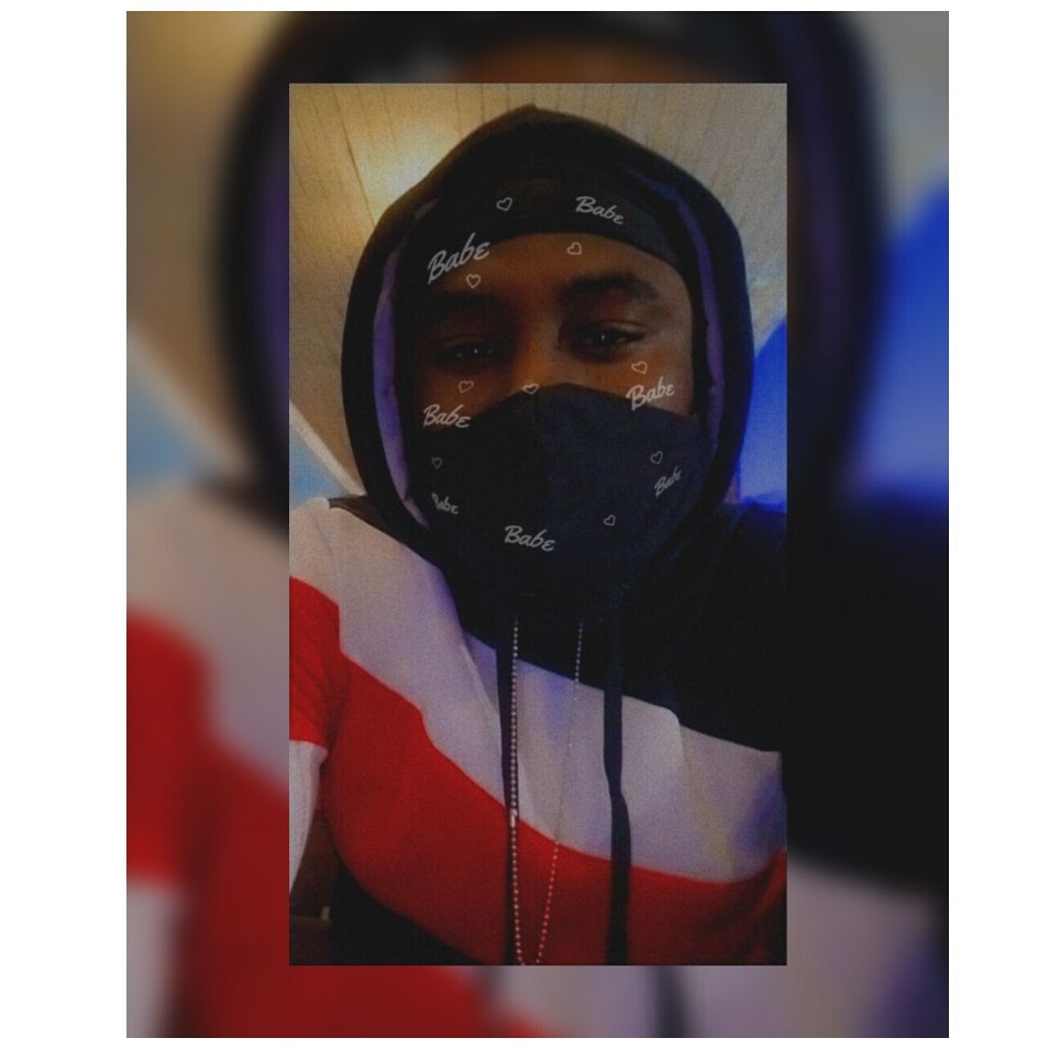 Stephon24K's tweet photo. #NewProfilePic https://t.co/oMUfYMAxzT
