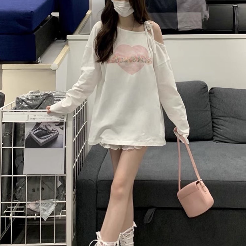 Astromystore's tweet photo. #astromyพร้อมส่ง ชุดเซ็ตเสื้อ+กระโปรง 🤍

✨เซ็ทราคา : 470฿

☁️กระโปรงมีซับในราคา : 290฿

☁️สี : ขาว

☁️size : เอว 28” สะโพก 38” ยาว 16”

☁️เสื้อไหล่กว้างราคา : 220฿

☁️สี : ขาว

☁️size : อก 42” ยาว 26.5”

📮flash 35฿

#เสื้อผ้าเกาหลี #เสื้อผ้าน่ารัก #ชุดเซท https://t.co/QlOiQG1Oip