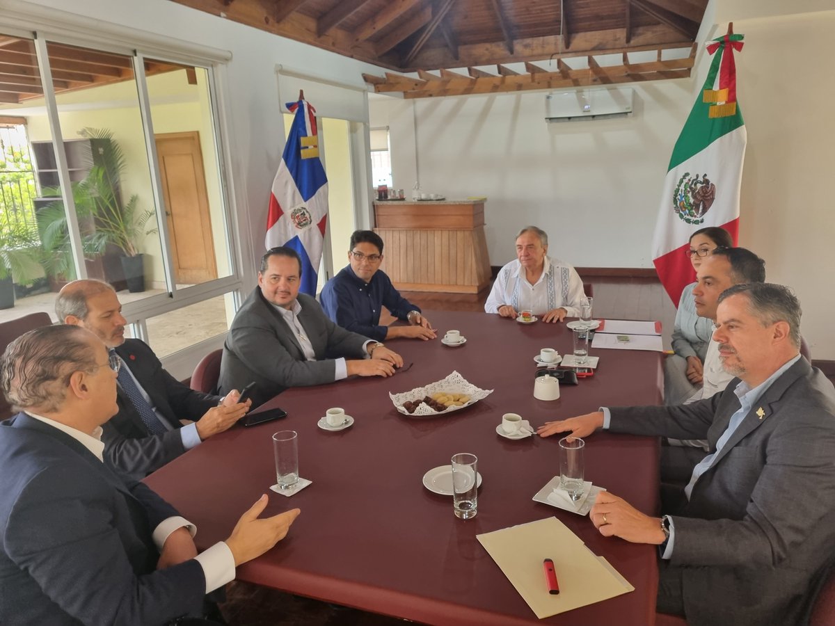 cadomex tweet media