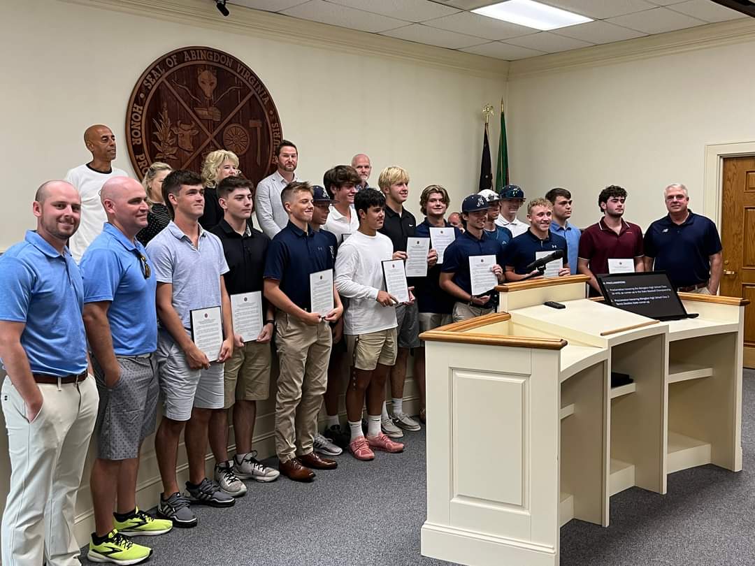 Thank you to the Abingdon Town Council for honoring our baseball program at their board meeting last night. We are blessed to have such strong support from our community leaders. 
TCB⚡️ 