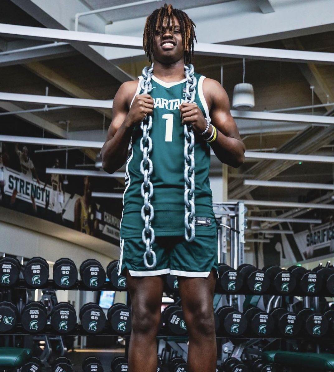 JustinThind's tweet photo. BREAKING: MSU lands 4⭐️ SF Coen Carr

#MichiganState now has the nation’s #3 recruiting class, as Tom Izzo lands his 3rd Top-100 four-star commit in the last 10 days.

Here’s what @Coencarr2 brings to the table w/ his NBA-level athleticism (FREE): 

https://t.co/GgDfe9JfmR https://t.co/goyWNmhka6
