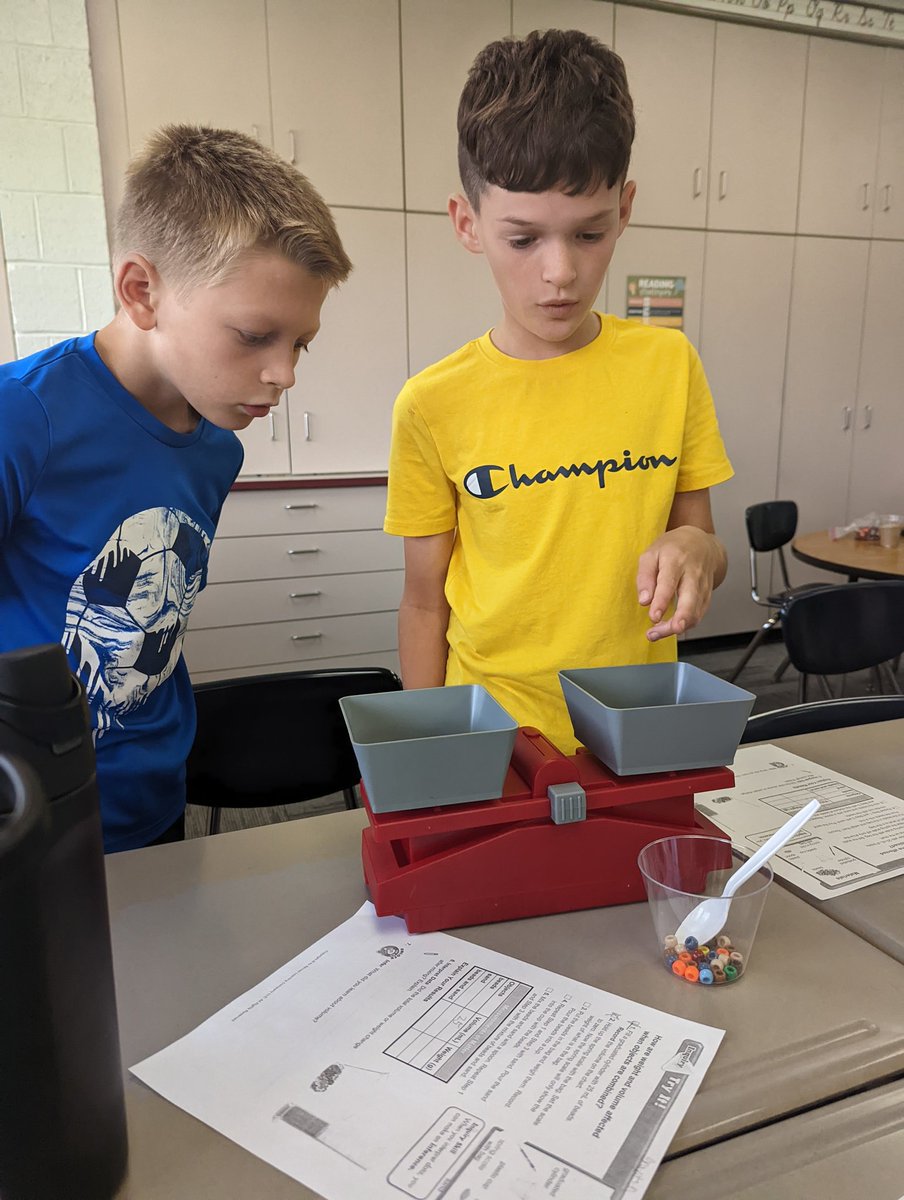 JoRoach76's tweet photo. Students in Mrs. Roach's Science class @ Washington Upper Elementary explored Matter today by finding the volume and mass of objects. https://t.co/J3NVWyB2yf