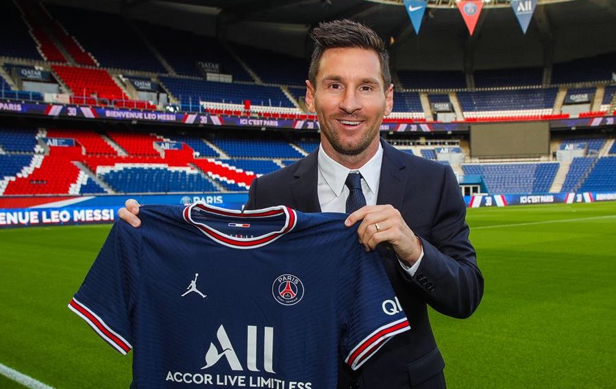 ActuFoot_'s tweet photo. Un an plus tard, quelle a été la meilleure recrue du PSG ? https://t.co/W35YVKubNH