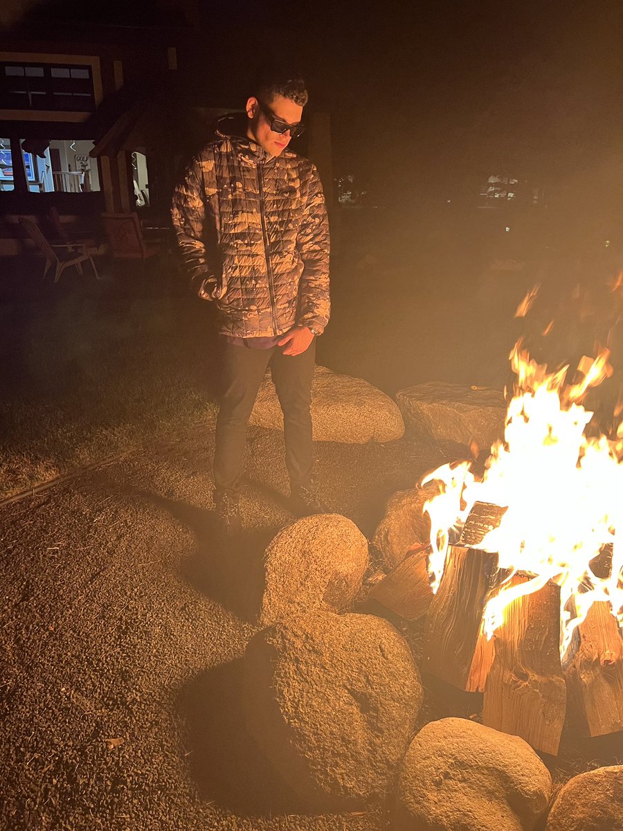 Nomadbible's tweet photo. Niggas be like “WTF is in Idaho”….

👀 I love this place https://t.co/nJsBKxBauK