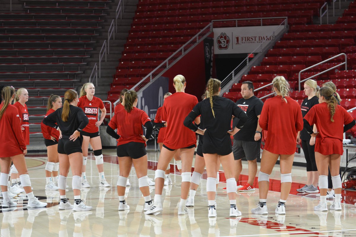 First day focus 👊 

#GoYotes x #WeAreSouthDakota 🐾