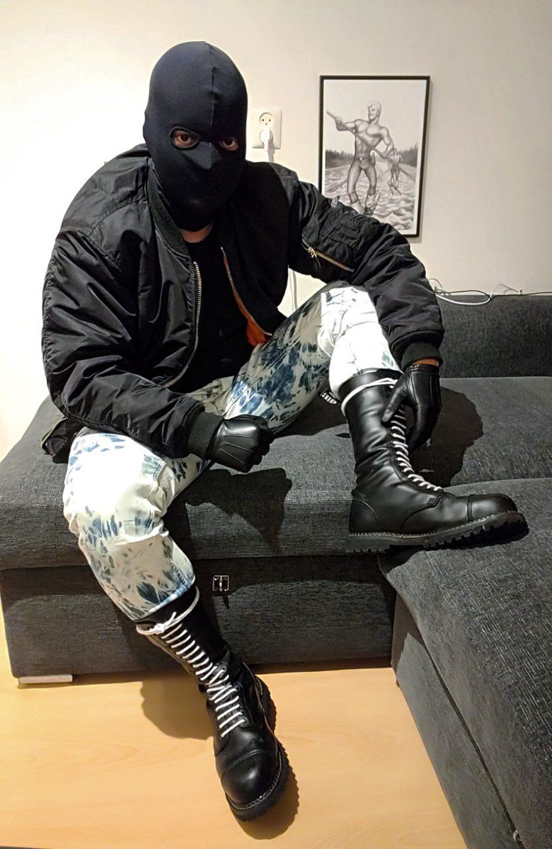 MaskedBiker's tweet photo. Don't just stand there gawking! The only fucking reason you're here is to work my boots with your tongue.

Or, are we going to have a problem?👊 https://t.co/xB4Qw8eHJ6