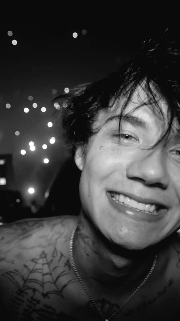 withyoujxdn's tweet image. His smile is everything🥹