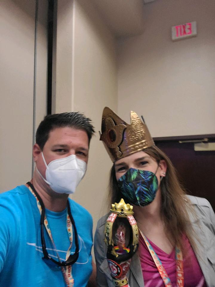 ThatLEGOChick's tweet photo. When your husband meets royalty at @BSidesLV

#DutchessofHackington
#BSidesLV
#BSidesLasVegas
#HackerSummerCamp https://t.co/FNqVlLNqv3